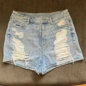 American Eagle mom shorts